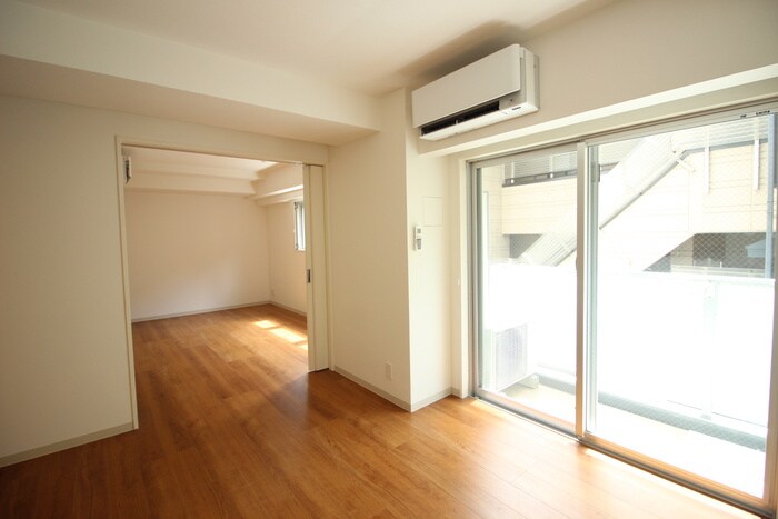 物件内観写真18　(居室)