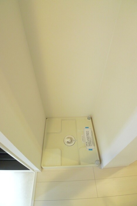 物件内観写真11　(洗濯機置場)