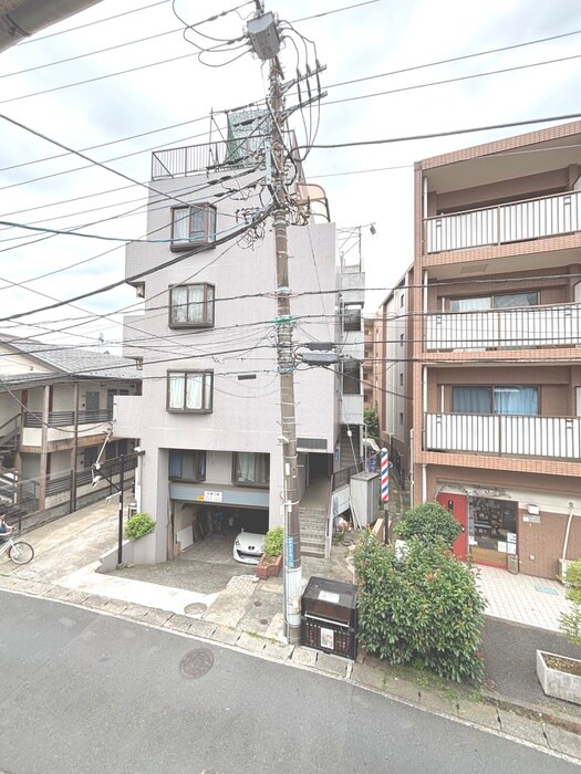 物件内観写真20　(室内からの展望)