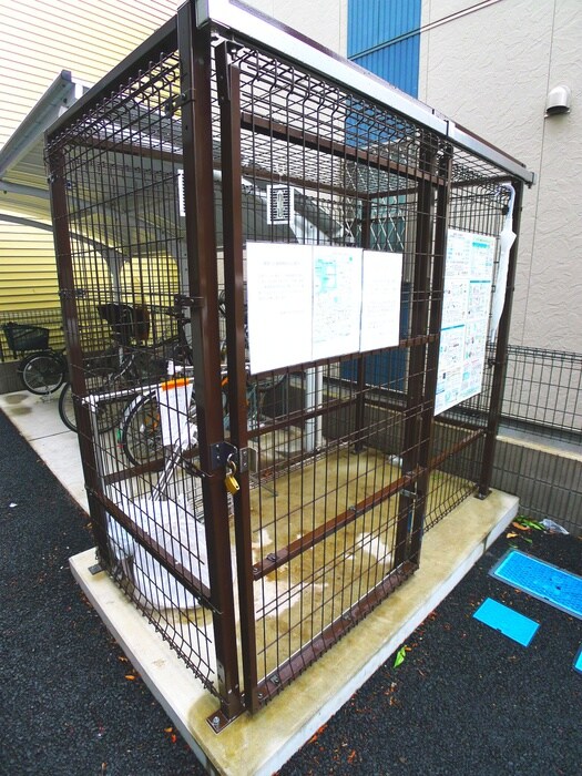 物件外観写真4　(建物設備)