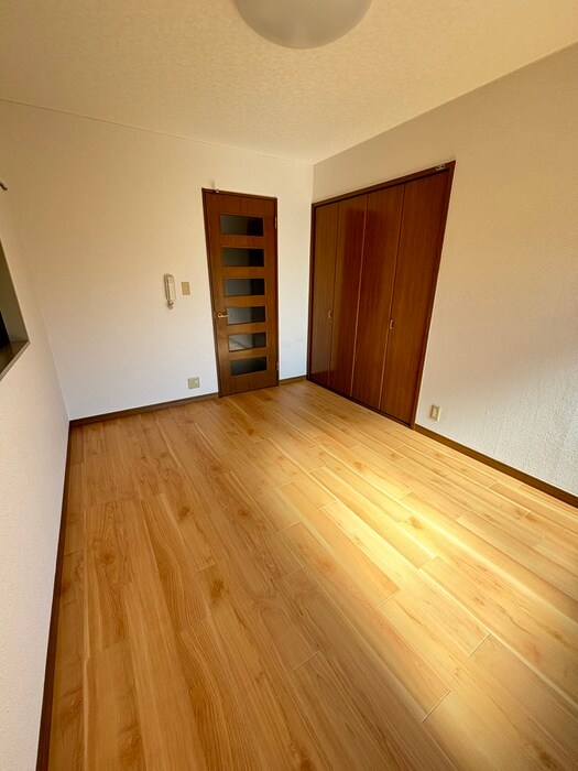 物件内観写真10　(居室)