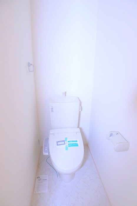 物件内観写真14　(トイレ)