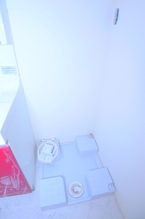 物件内観写真19　(洗濯機置場)