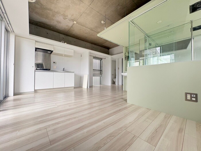 物件内観写真9　(居室)