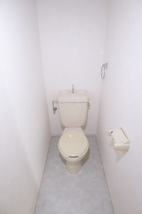 物件内観写真14　(トイレ)