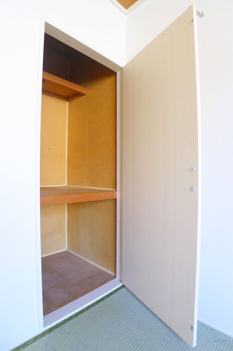 物件内観写真18　(収納)