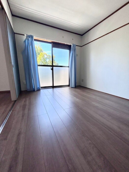 物件内観写真9　(居室)