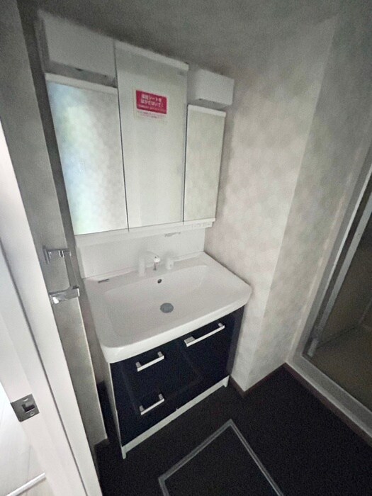 物件内観写真13　(洗面)