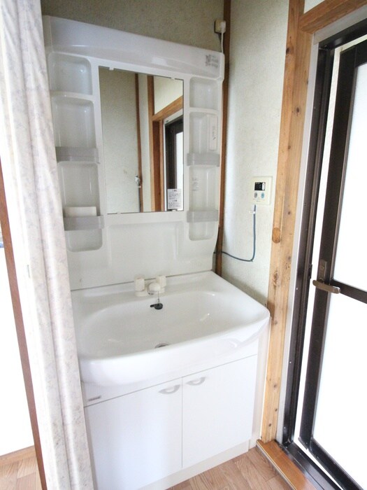 物件内観写真17　(洗面)