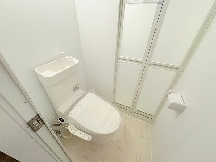 物件内観写真14　(トイレ)