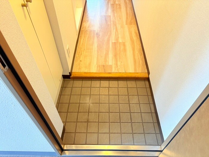 物件内観写真19　(玄関)