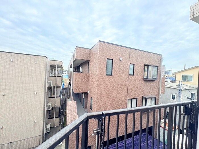 物件内観写真20　(室内からの展望)