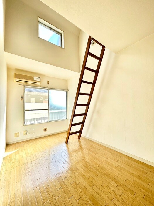 物件内観写真7　(居室)