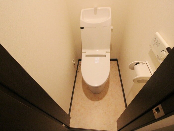 物件内観写真13　(トイレ)