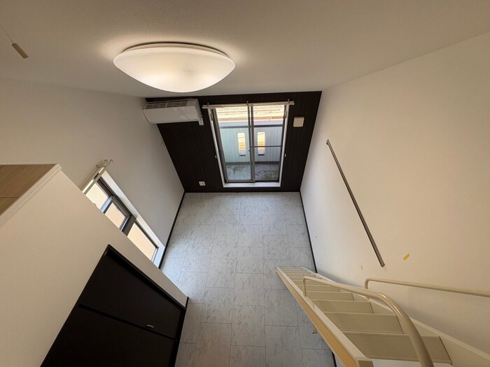 物件内観写真13　(居室)