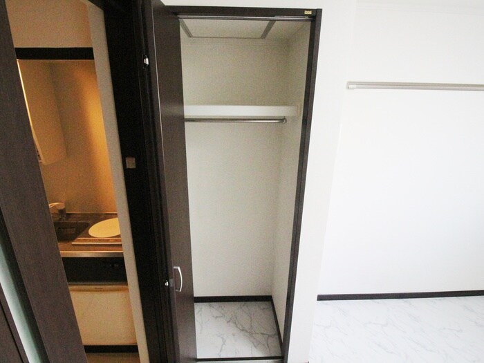 物件内観写真19　(収納)