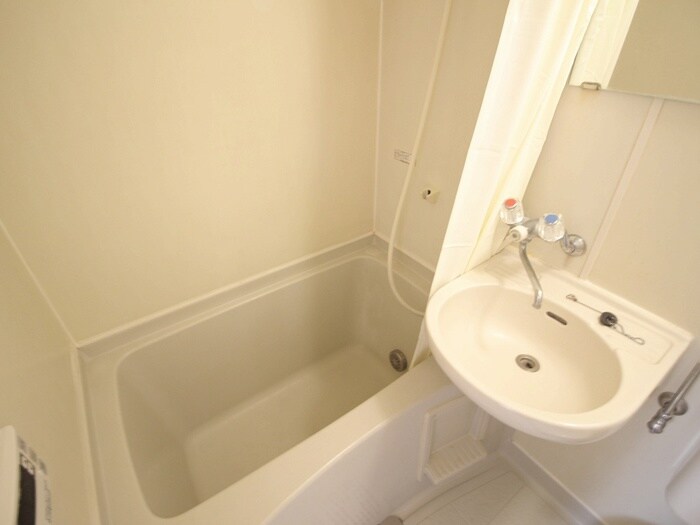 物件内観写真13　(バス／シャワールーム等)