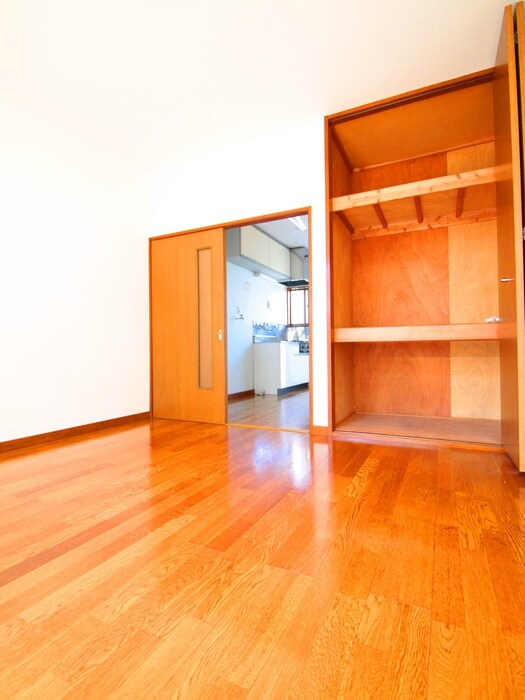 物件内観写真14　(居室)