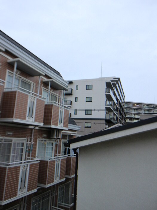 物件内観写真9　(室内からの展望)