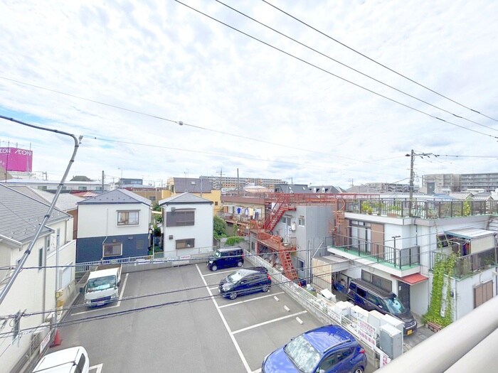 物件内観写真18　(室内からの展望)