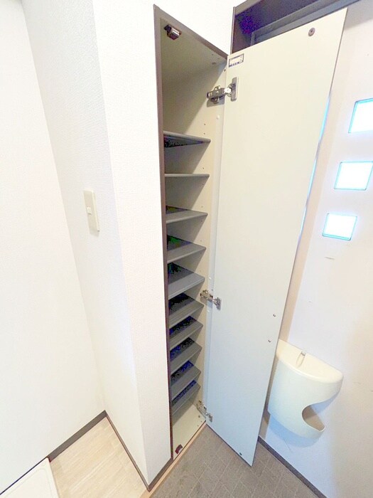 物件内観写真20　(靴箱)