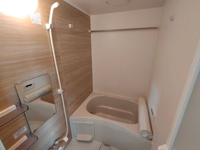 物件内観写真11　(バス／シャワールーム等)