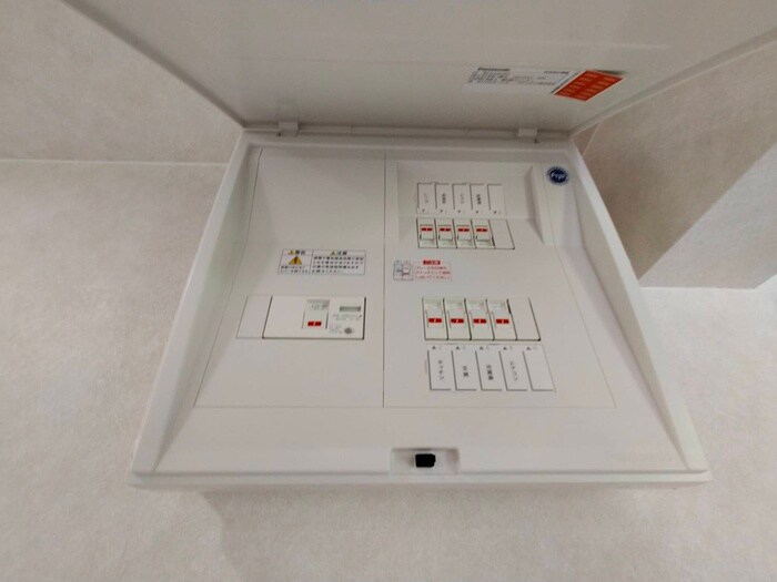 物件内観写真20　(廊下)