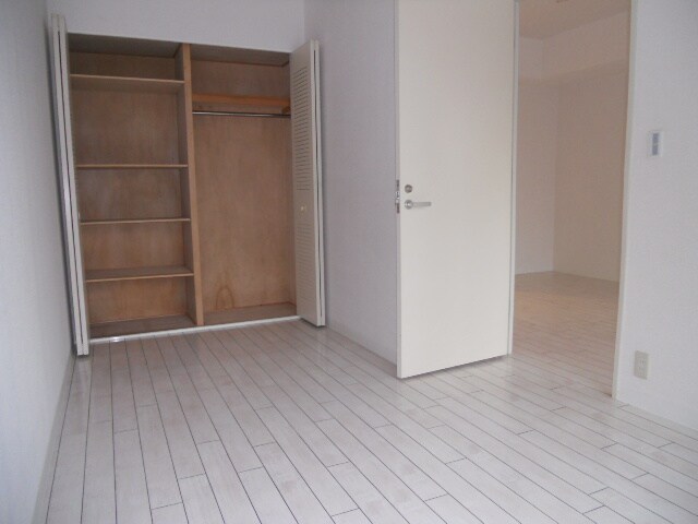 物件内観写真16　(居室)