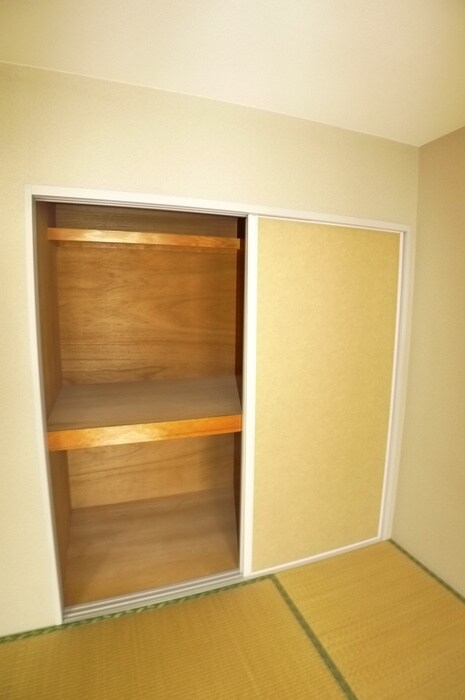 物件内観写真21　(収納)