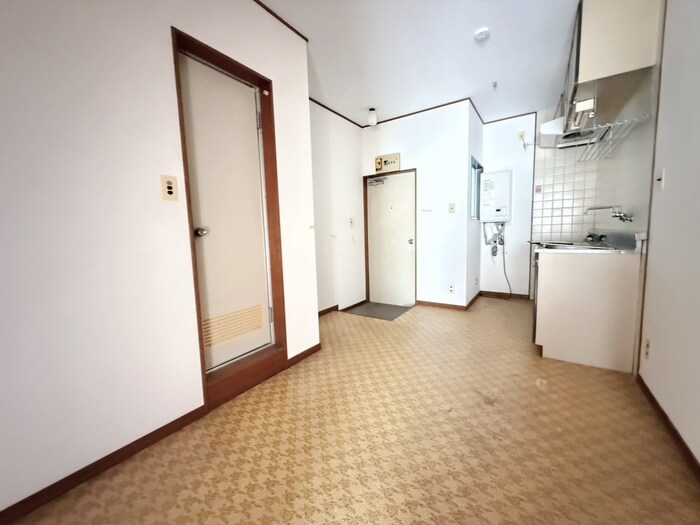 物件内観写真15　(玄関)