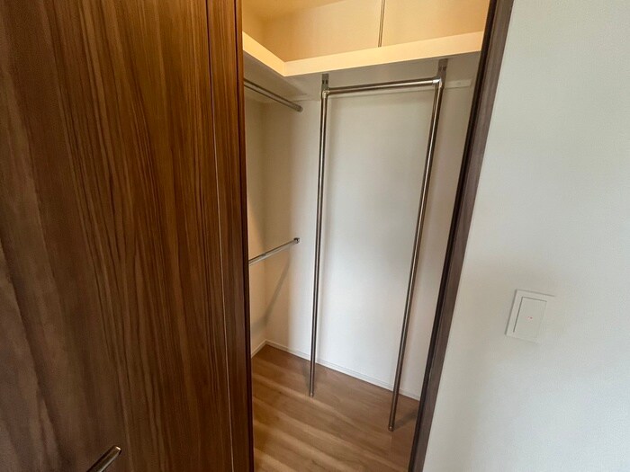 物件内観写真11　(収納)