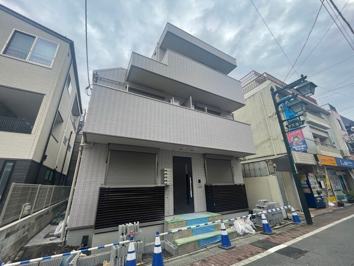 物件外観写真1　(建築中)