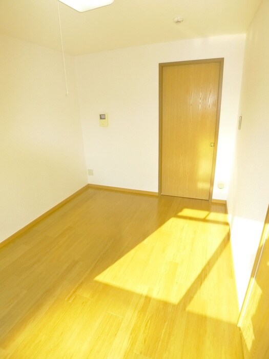 物件内観写真18　(居室)