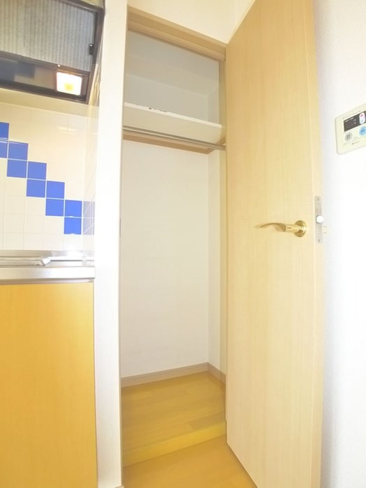 物件内観写真11　(収納)