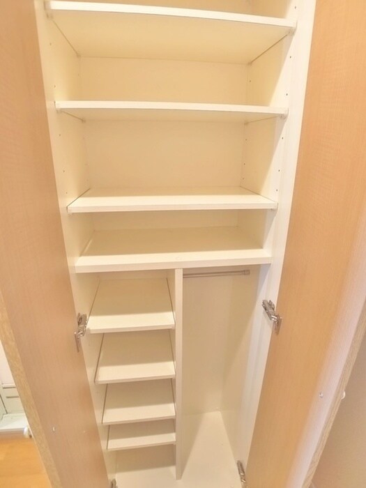 物件内観写真18　(靴箱)