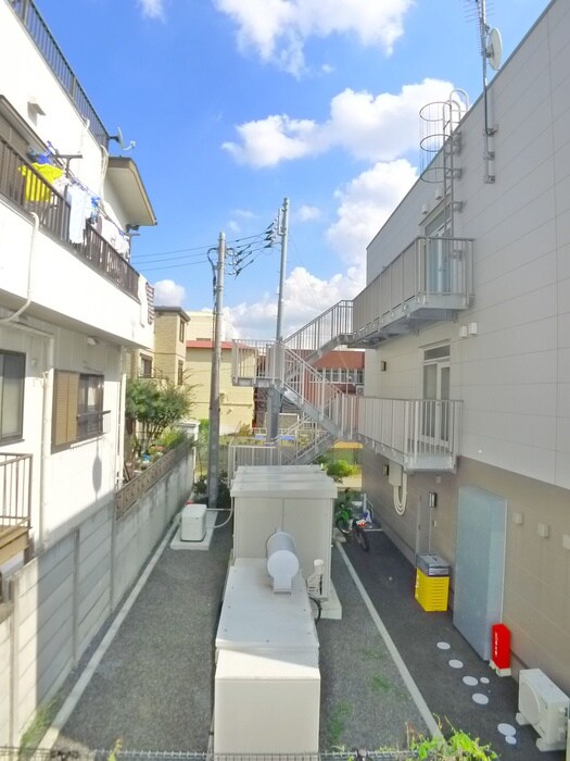 物件内観写真21　(室内からの展望)