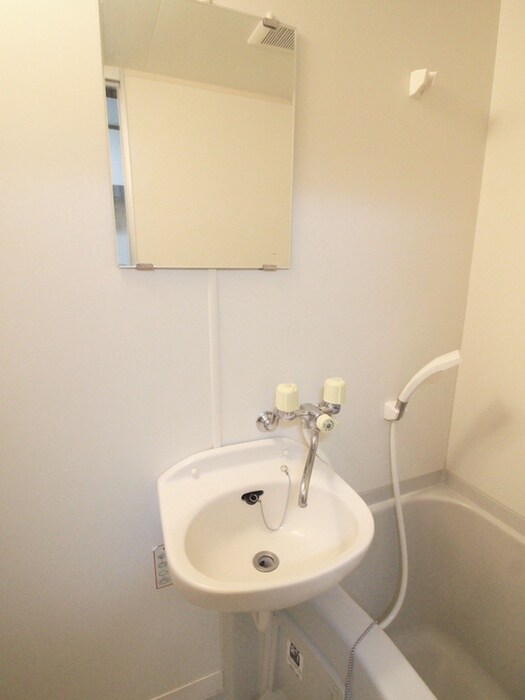 物件内観写真10　(洗面)