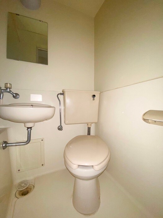 物件内観写真7　(トイレ)