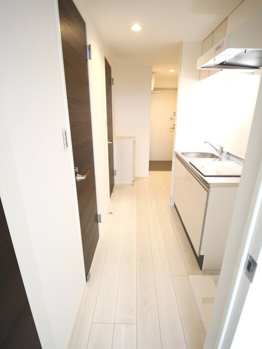 物件内観写真16　(廊下)