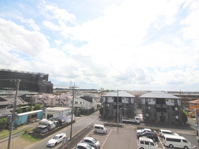 物件内観写真21　(室内からの展望)