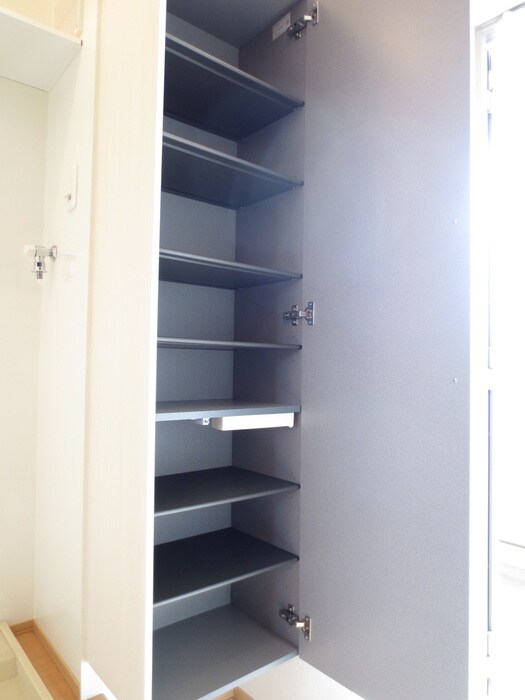 物件内観写真10　(靴箱)