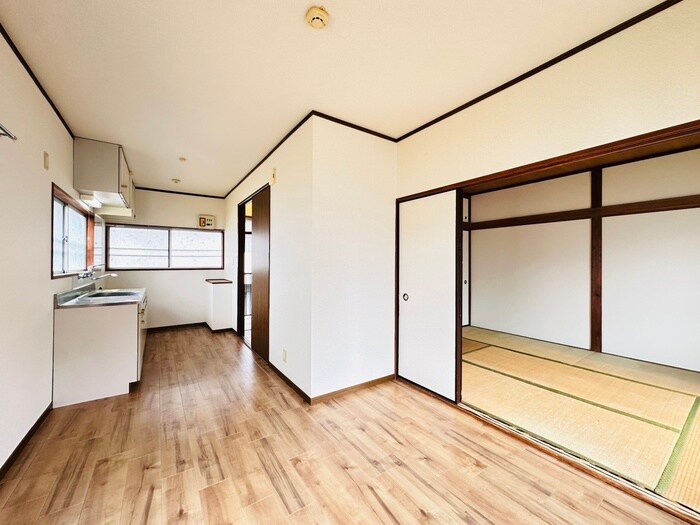 物件内観写真9　(居室)