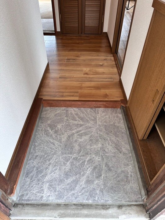 物件内観写真20　(玄関)