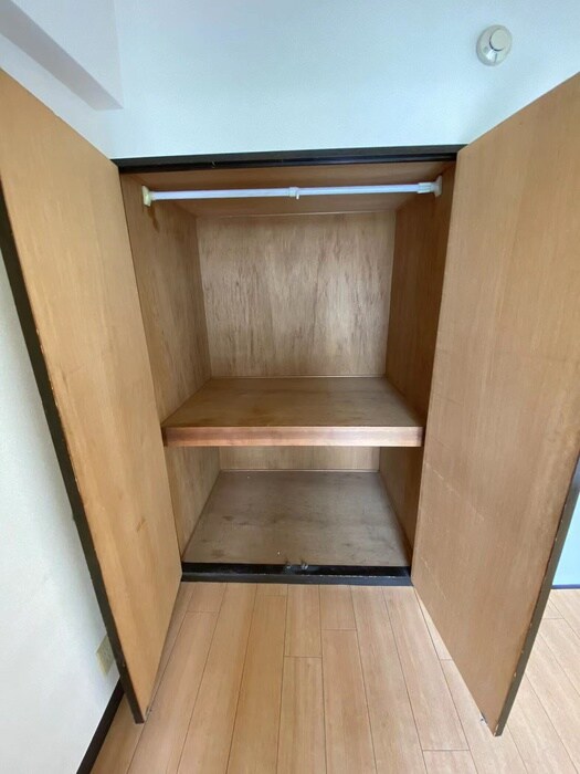 物件内観写真15　(収納)