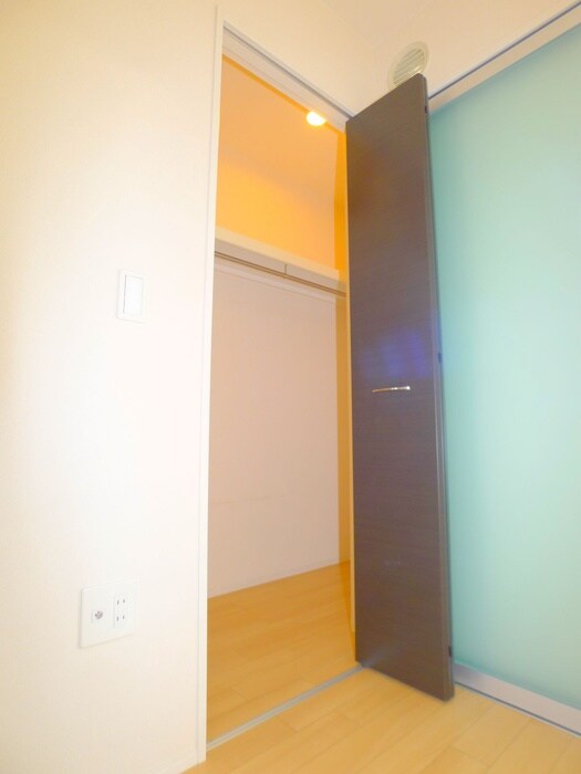 物件内観写真22　(収納)