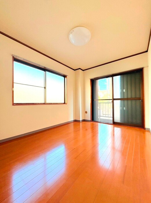 物件内観写真10　(居室)