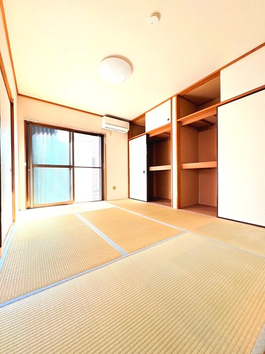 物件内観写真11　(居室)