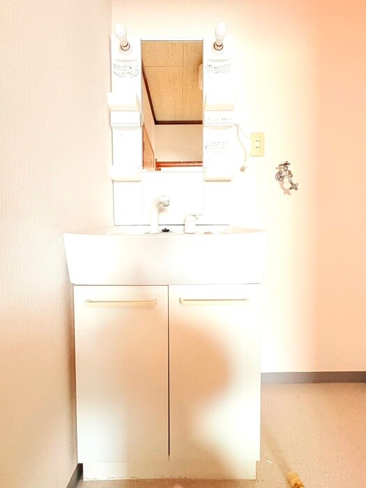 物件内観写真17　(洗面)