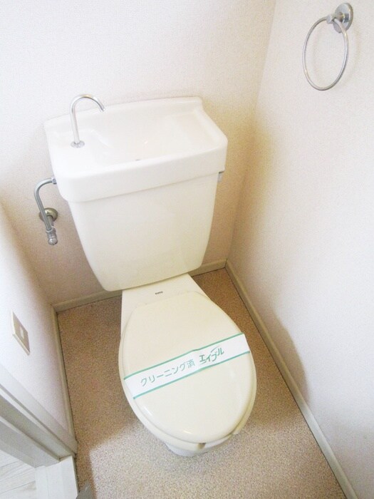 物件内観写真9　(トイレ)
