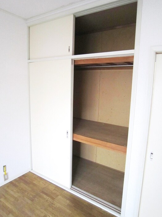 物件内観写真13　(収納)